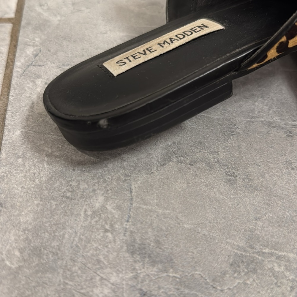 Steve Madden Leopard Mule - Picture 3 of 5